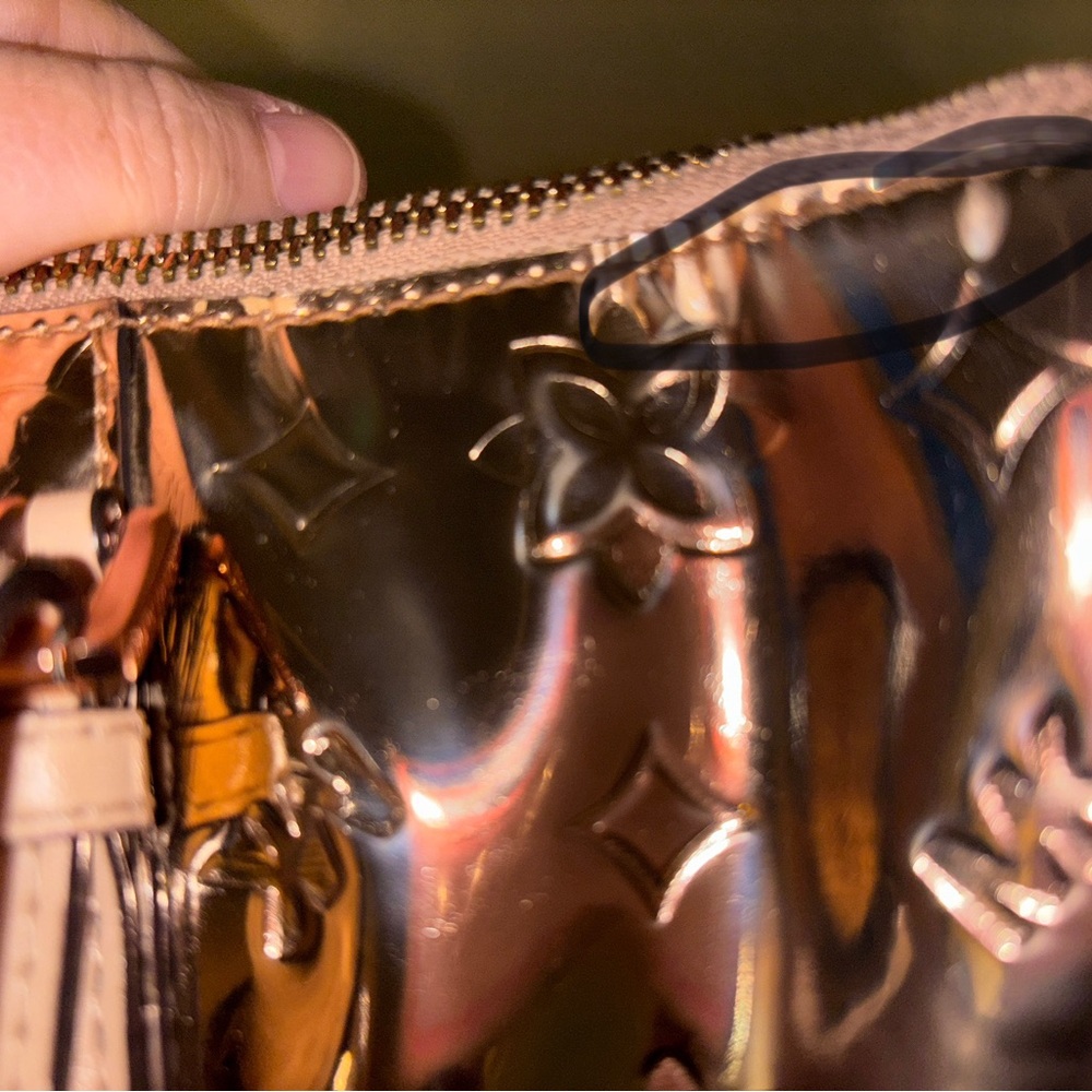 Rare Michael Kors Ciara Metallic Rose Gold Tote - Picture 10 of 12